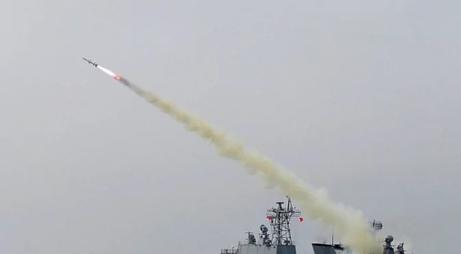 Производителят на "Фламинго": Започваме масово производство на 2 балистични ракети