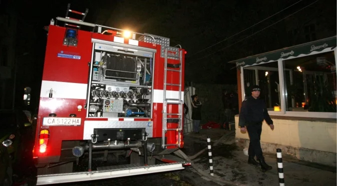 Локализираха пожар, горял в кухня на заведение в Благоевград