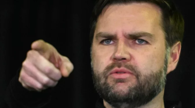 Джей Ди Ванс с шокираща прогноза за изхода на войната в Украйна (СНИМКА)