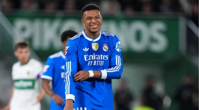 Реал Мадрид отново сбърка и позволи на Барселона да се доближи опасно близо