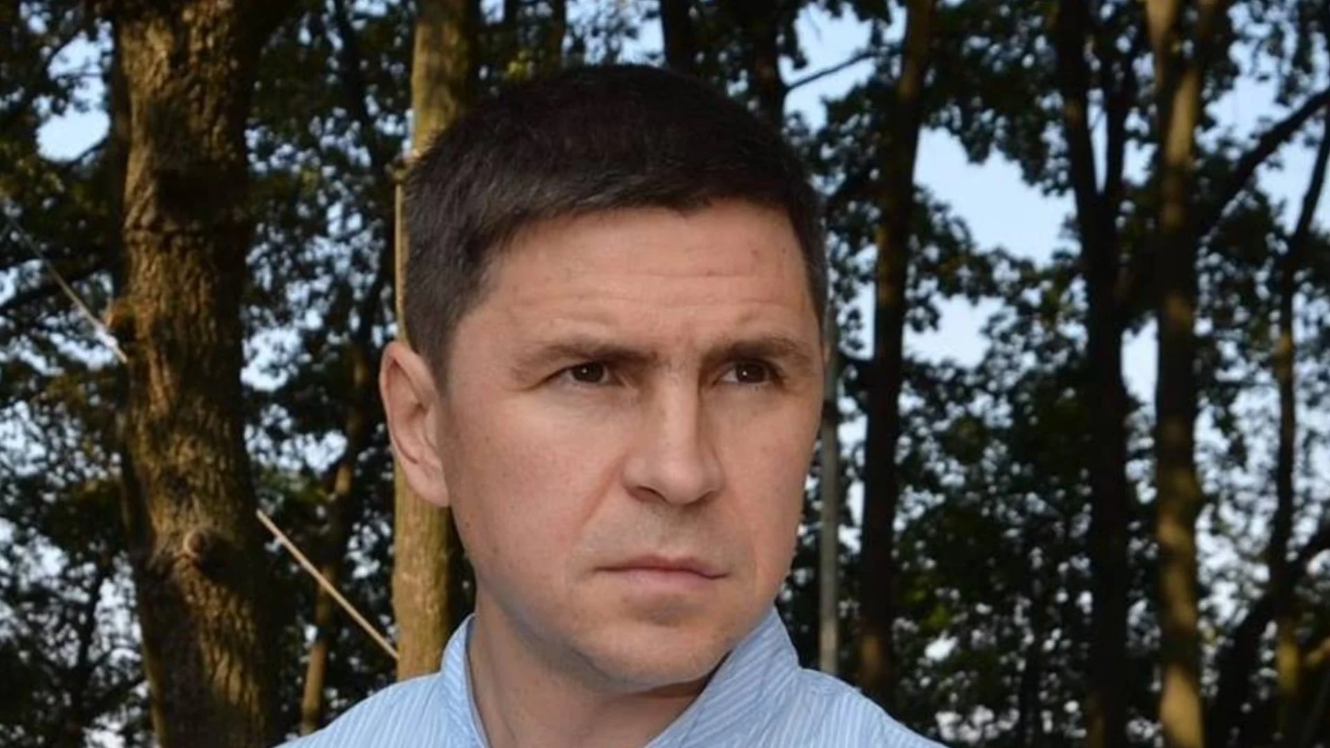 Разкритие: Близък съветник на Зеленски създал своя акаунт в X през руско приложение