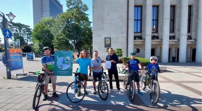 Бургас стана първата община, изпратила вело ангажиментите си в Бразилия
