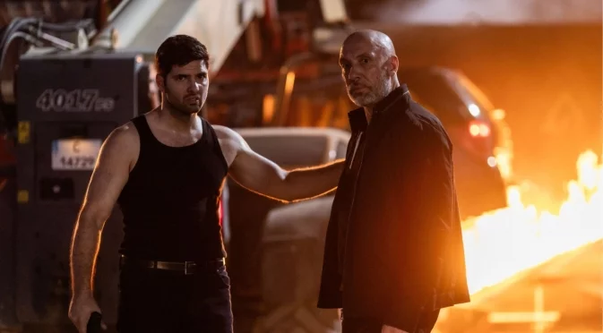 Героите от "Под прикритие" в нова светлина: Захари Бахаров сподели изненадваща СНИМКА