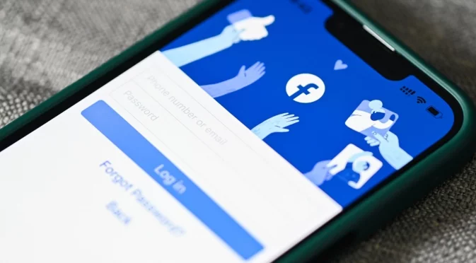 Край на Facebook и Instagram за потребители под 16 години: Meta ги премахва в Австралия