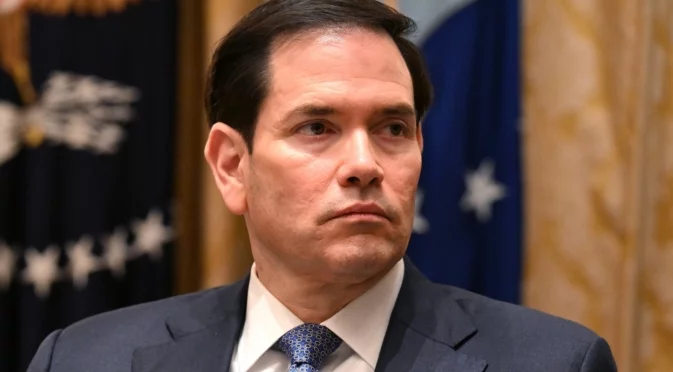 Преговорите за мирния план едва не са се провалили в Женева: Американците са били бесни