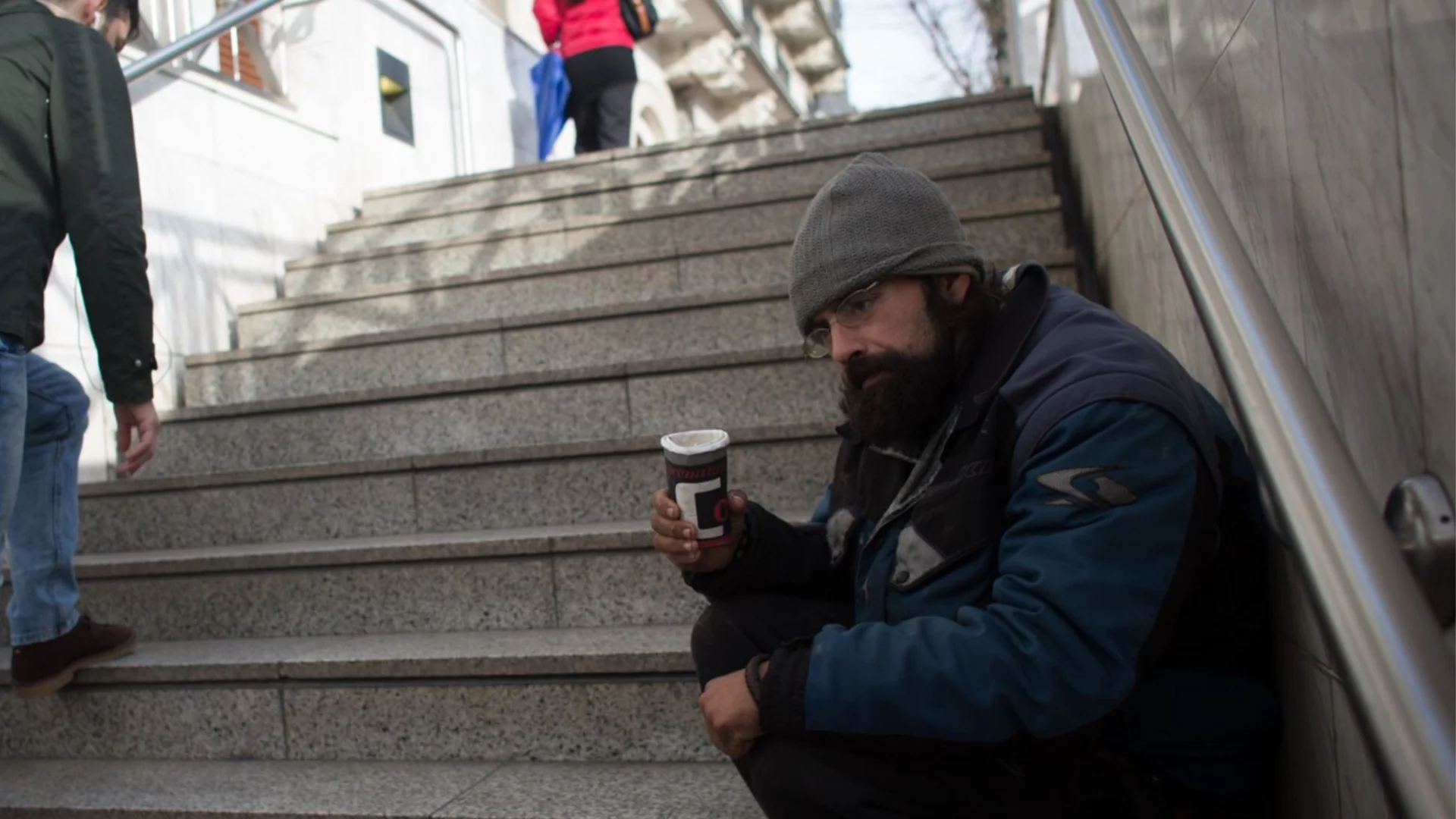 Пъклен план с армия от бездомници: Млади американци искаха да поробят остров