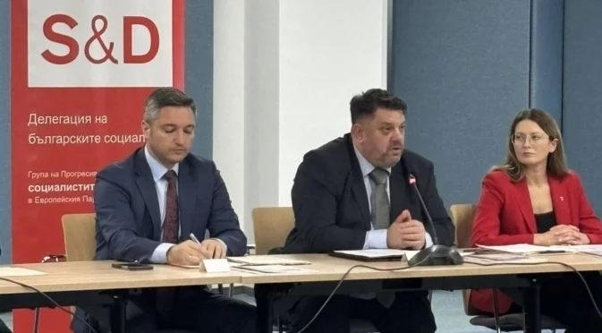 Вигенин и Пенкова: Черно море да стане стратегически приоритет в европейската политика