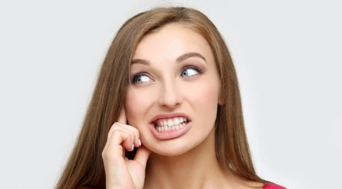 Какво трябва да знаете преди поставяне на зъбни импланти? 