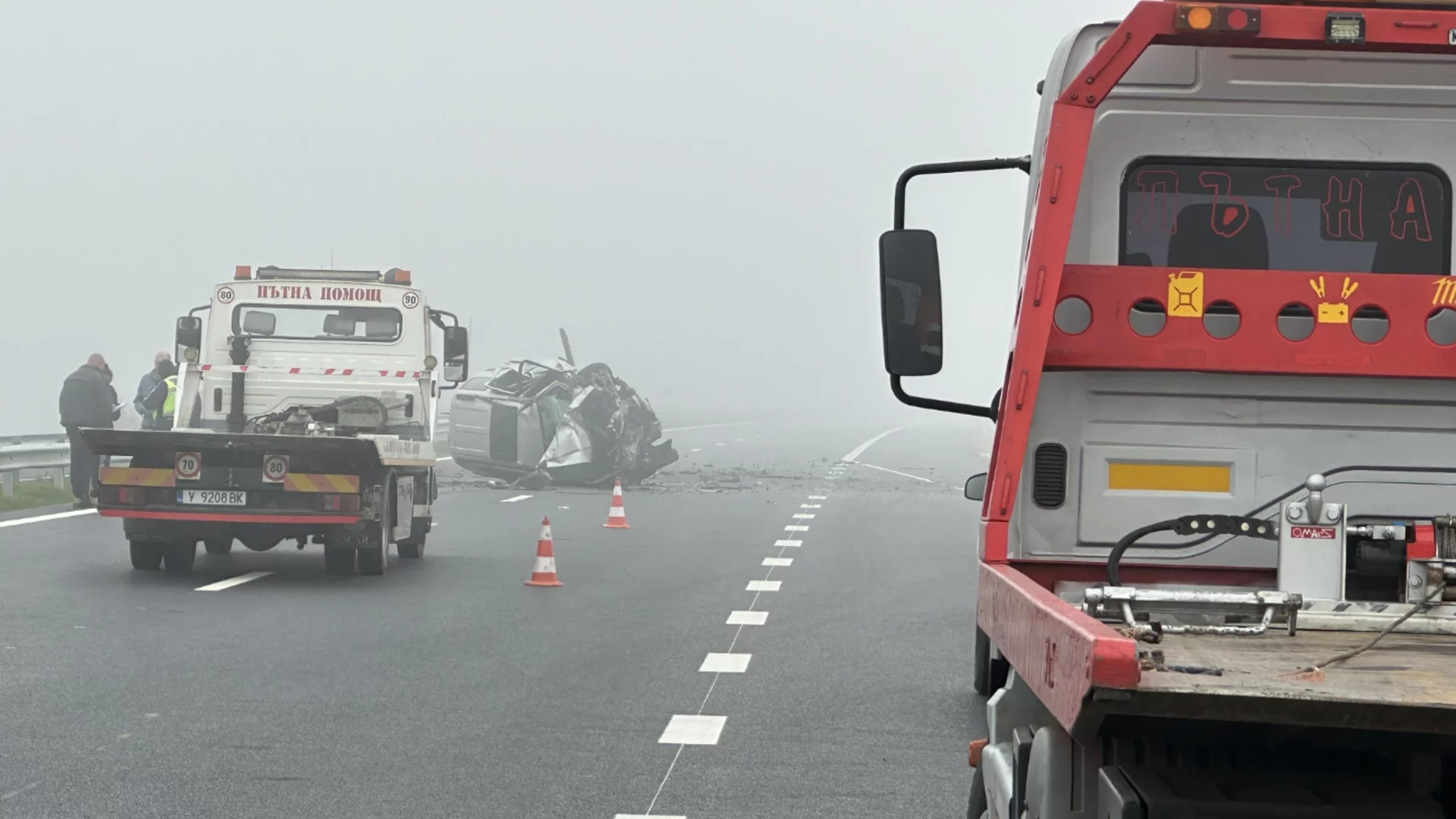 С опасност за живота: Тежка катастрофа изпрати млада жена в болница