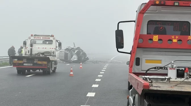 С опасност за живота: Тежка катастрофа изпрати млада жена в болница