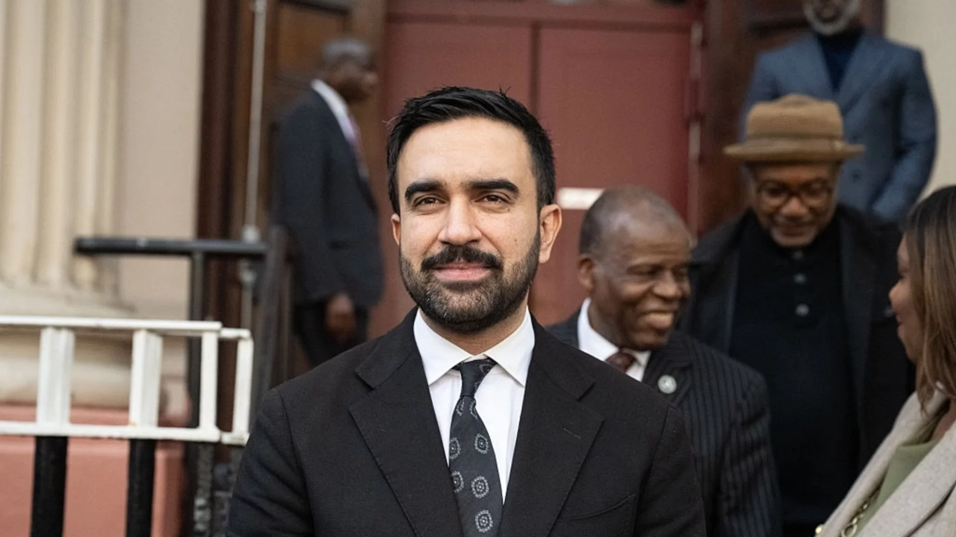 Новият кмет на Ню Йорк все още счита Тръмп за заплаха за демокрацията