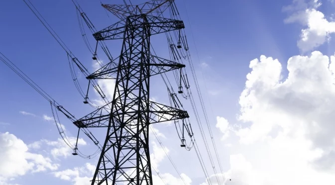 Киев остава без ток по 14-16 часа в денонощие за месеци