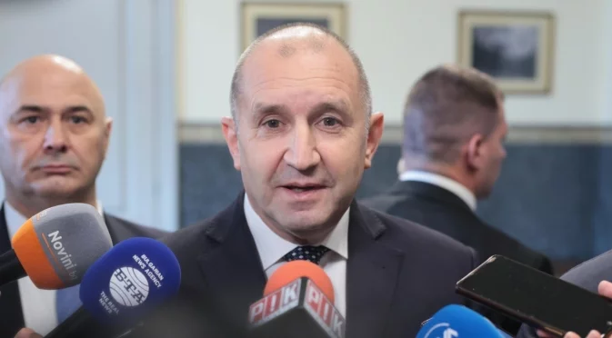 Госпожо, за този месец заработихте надницата си от вашите благодетели, за да ми викате в лицето и да прекъсвате