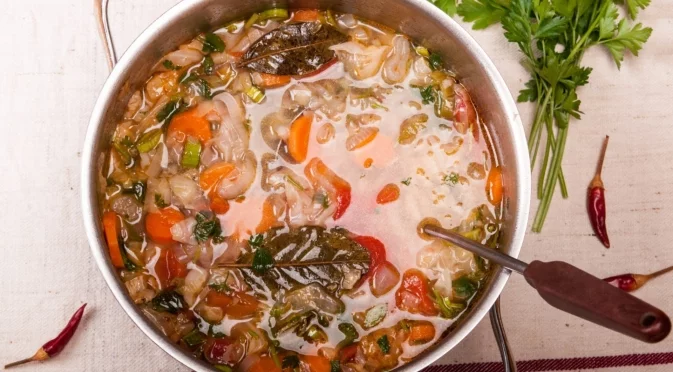 Защо зелевата чорба е мътна