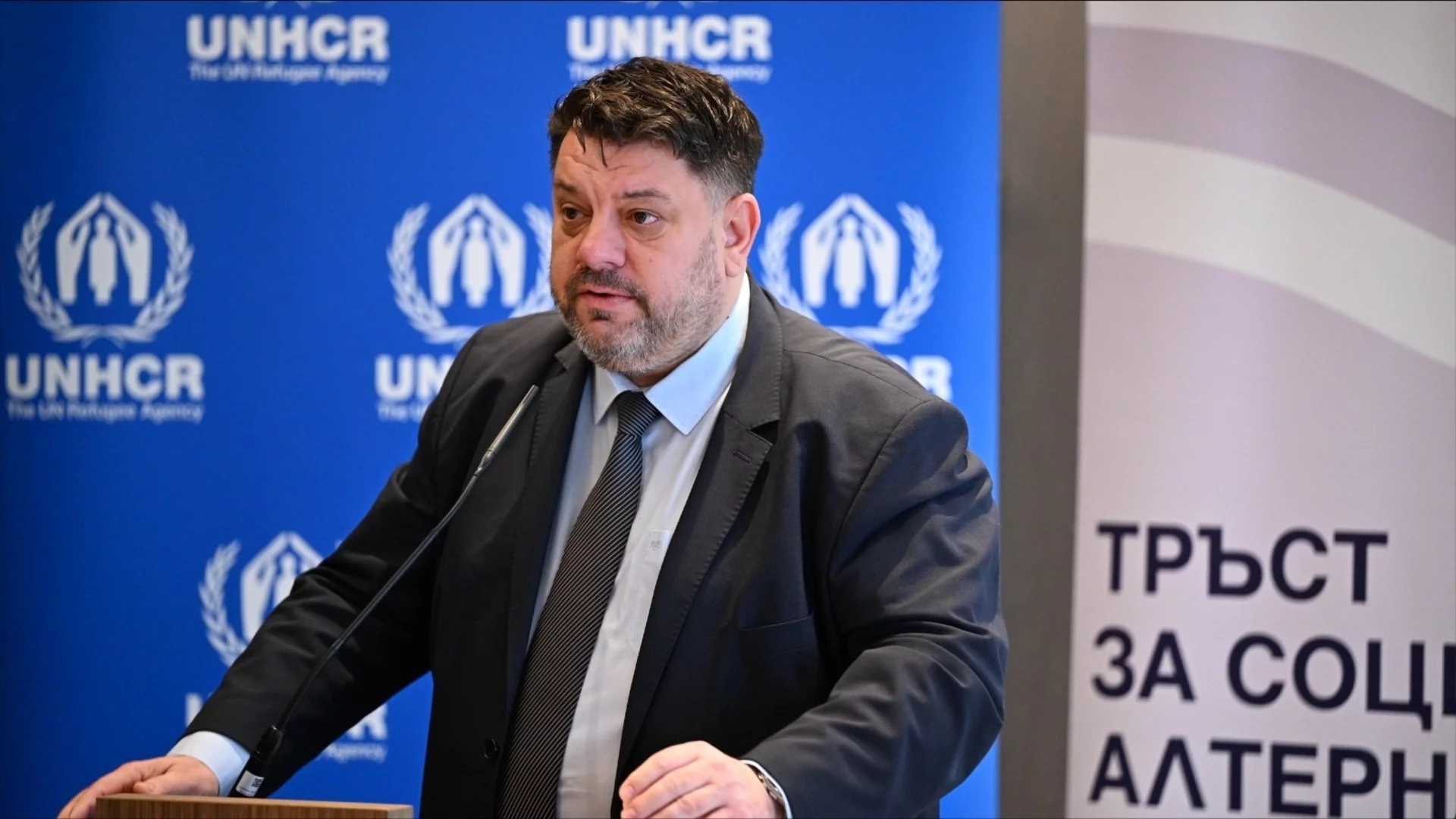 Зафиров: Кабинетът работи за решаване на проблема с липсата на лични документи сред уязвимите общности