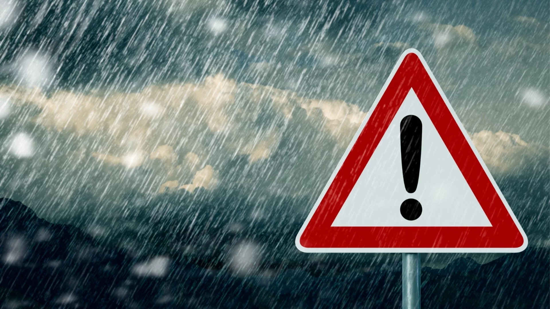 "Търсих, търсих сняг и накрая заспах": Проф. Рачев с прогноза за много дъжд