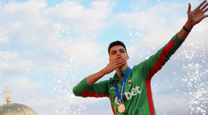 От дъното до върха: Алекс Николов едва ходеше от тежка контузия, а сега е сред най-добрите в света