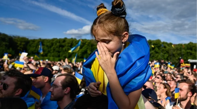 Парадокси: Защо украински деца продължават да говорят помежду си на руски език? Анализ