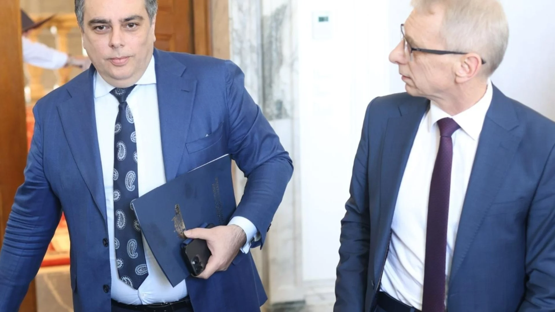 Премахване на парите за кражби и прасе-касички: "Продължаваме Промяната“ внесе предложения за промени в Бюджет 2026