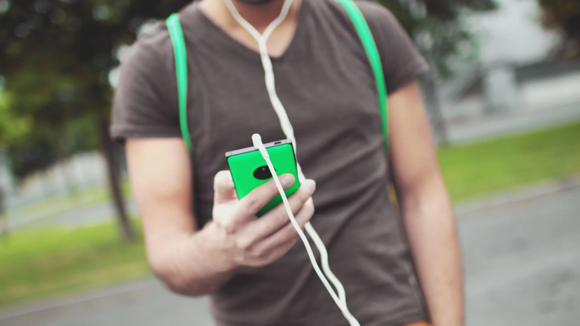 Искат си социалните мрежи: Австралийските тинейджъри стигнаха до Конституционния съд