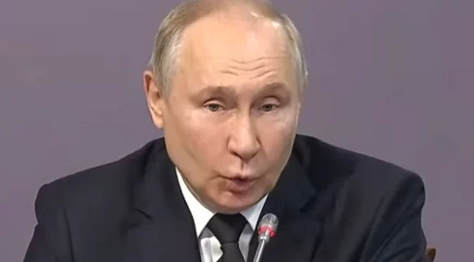 Путин с указ: Да се увеличат самоопределящите се като руснаци и говорещите руски в анексираните земи на Украйна