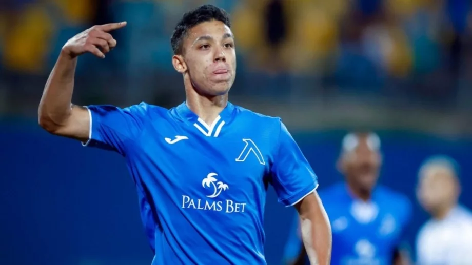 Звездата на Кръстев изгря и в Англия - българинът продължава да е герой с голове (ВИДЕО)