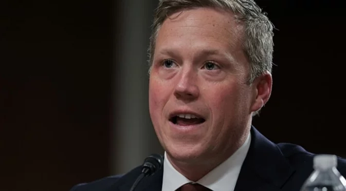 В Киев Дрискол заплашвал Украйна с поражение, ако войната продължи