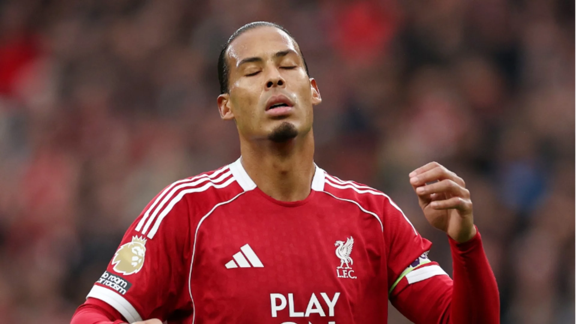 Какво си мислеше Ван Дайк?! Това не е баскетбол - абсурдно подарена дузпа от Ливърпул (ВИДЕО)