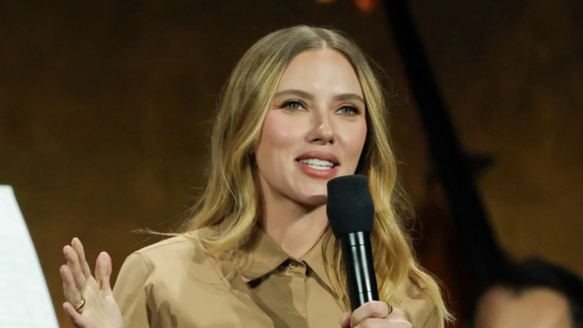 Скарлет Йохансон дава нов живот на хоръра "Екзорсистът"