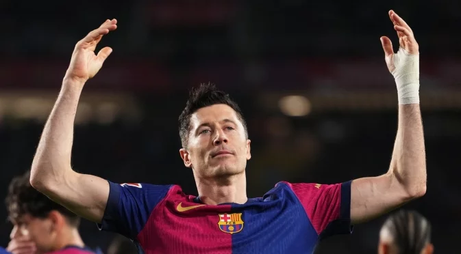 Спряганият за заместник на Левандовски в Барселона проговори за бъдещето си