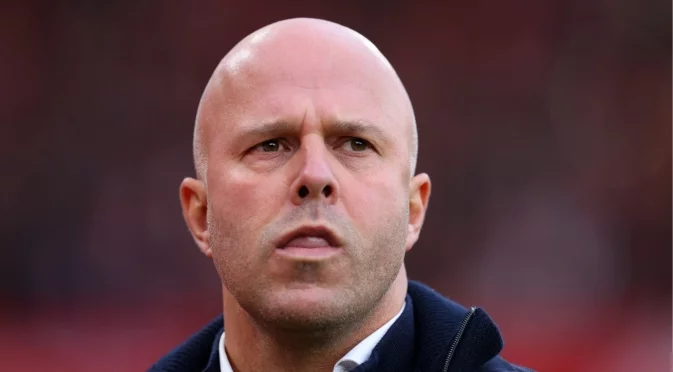 „Слот, вън“: извънредна среща в Ливърпул след лошите резултати, невиждани от над 70 години