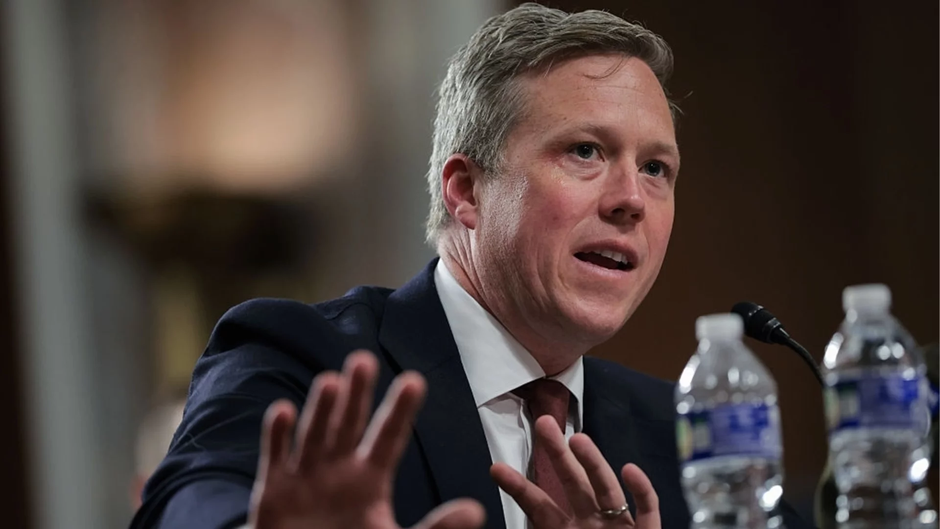 САЩ пробутват мирното си споразумение на Украйна, макар да са разбрали как Русия се готви за още война