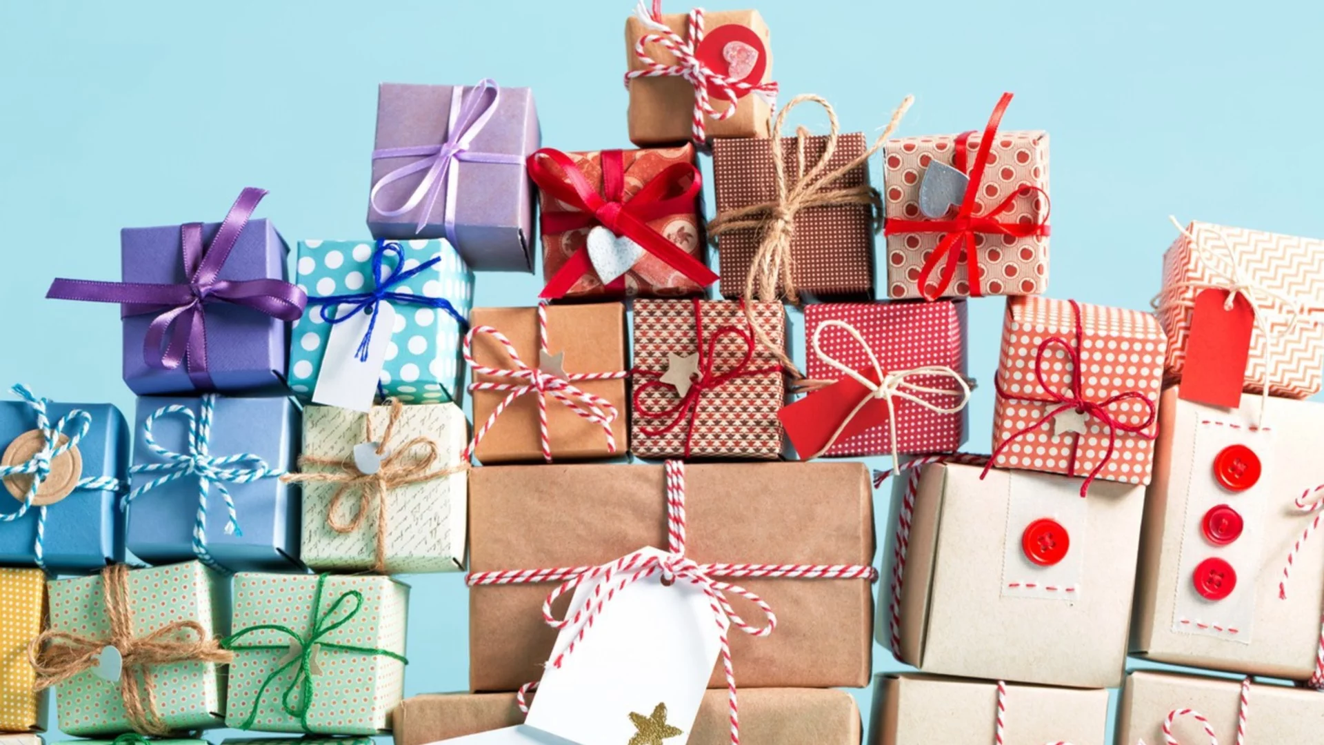 В Америка: Коледният шопинг намалява, тревога за икономиката