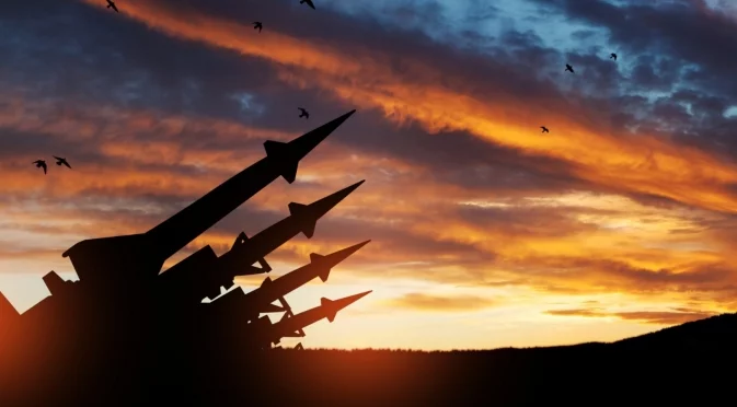 Китай: Заради Тръмп рискуваме ядрен конфликт