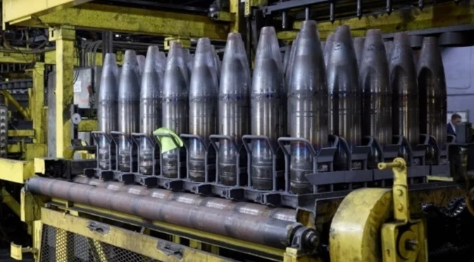Полша: Увеличаваме производството на 155-мм снаряди 30 пъти