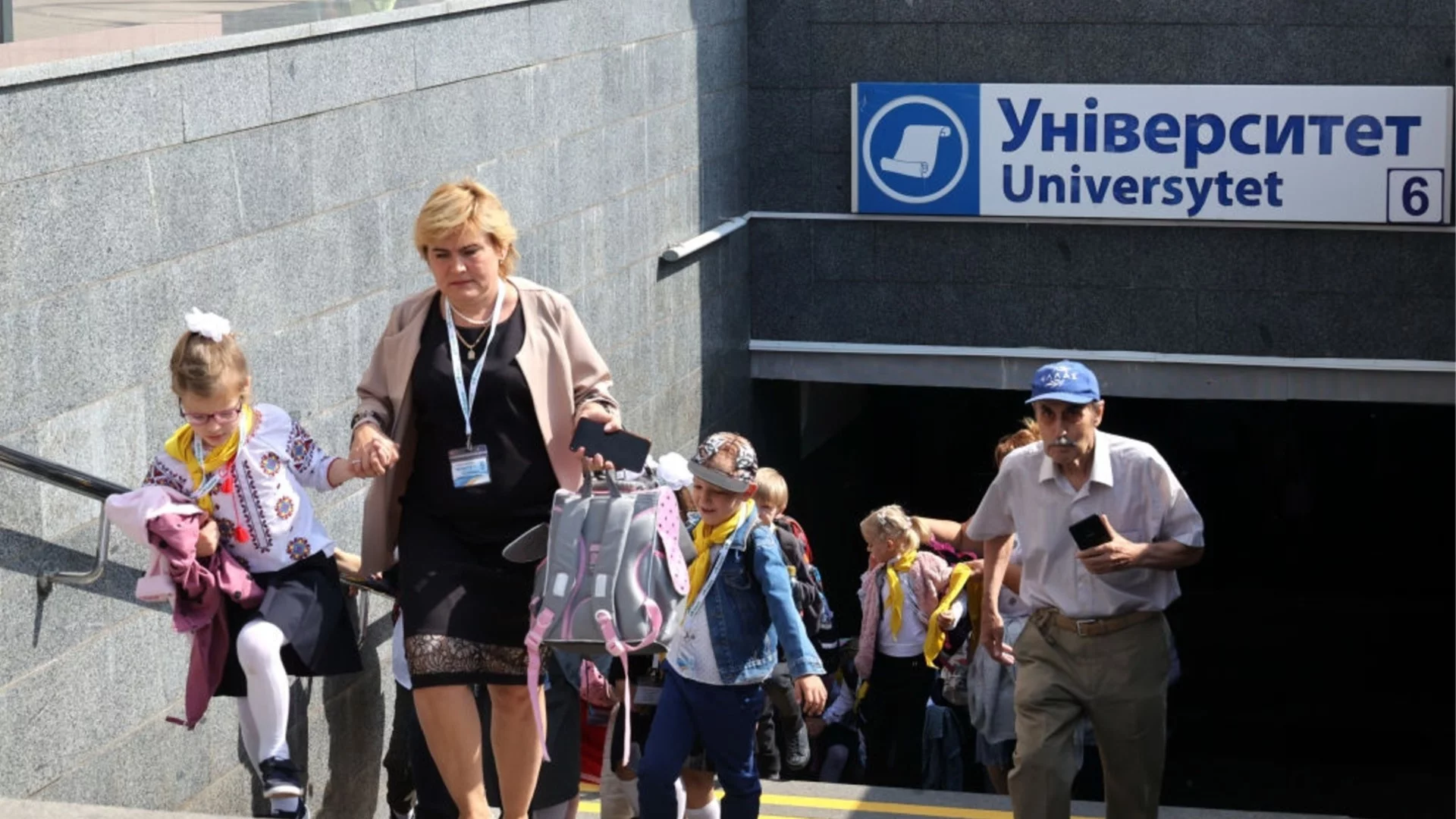 Обмен или отвличане? Окупационните власти ще изпратят 400 украински деца в Русия по задължителна програма