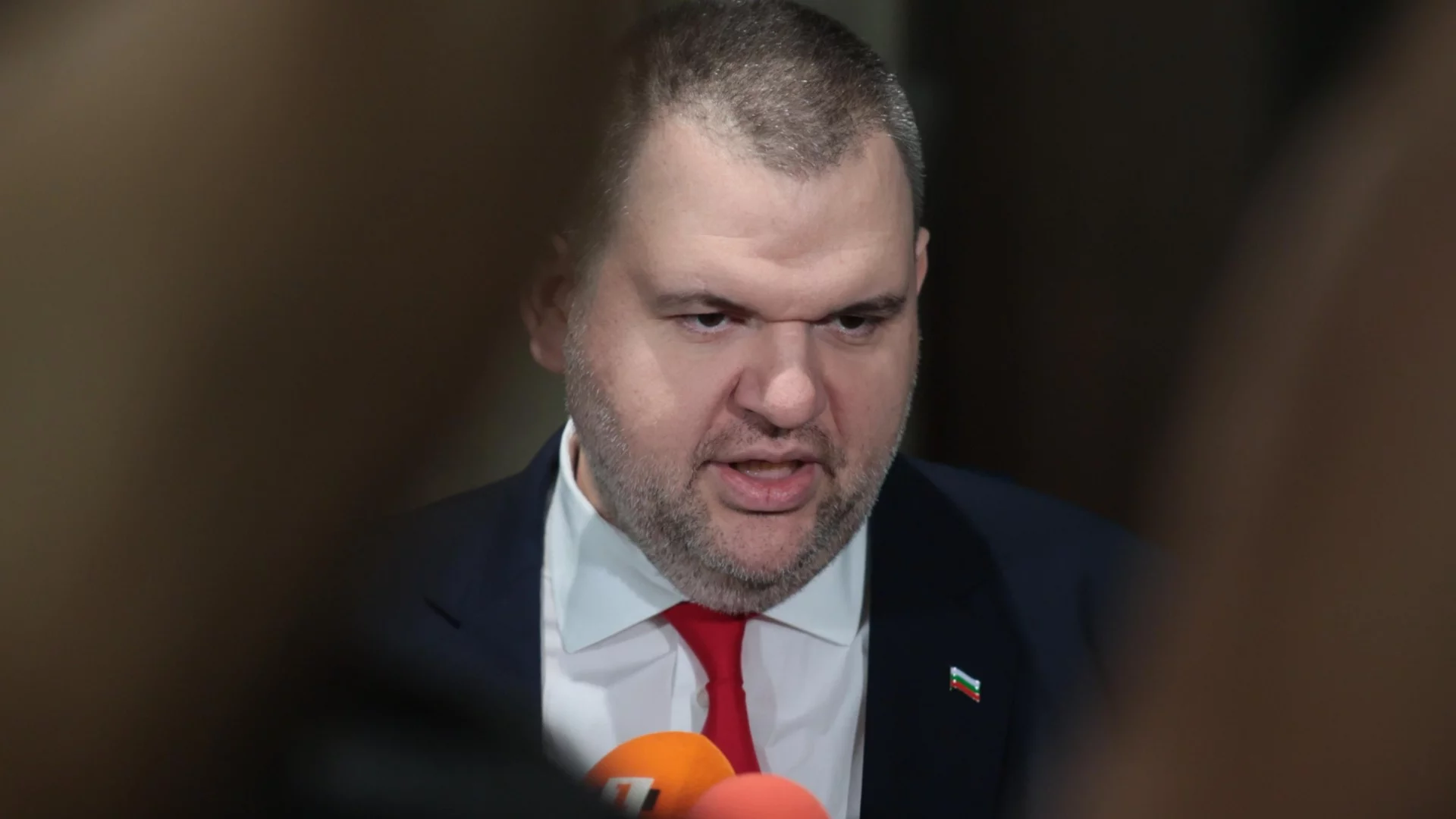 Пеевски за ПП-ДБ: Трябва да благодарят много на АИКБ, че им направиха протеста