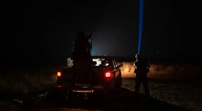 Украйна с мощна атака срещу Русия, има данни за ударен нефтопреработвателен завод (ВИДЕО)