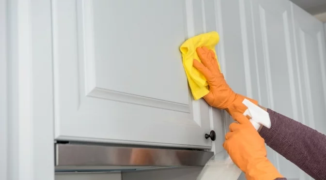 Кажете сбогом на лепкавите шкафове в кухнята - лесно и бързо