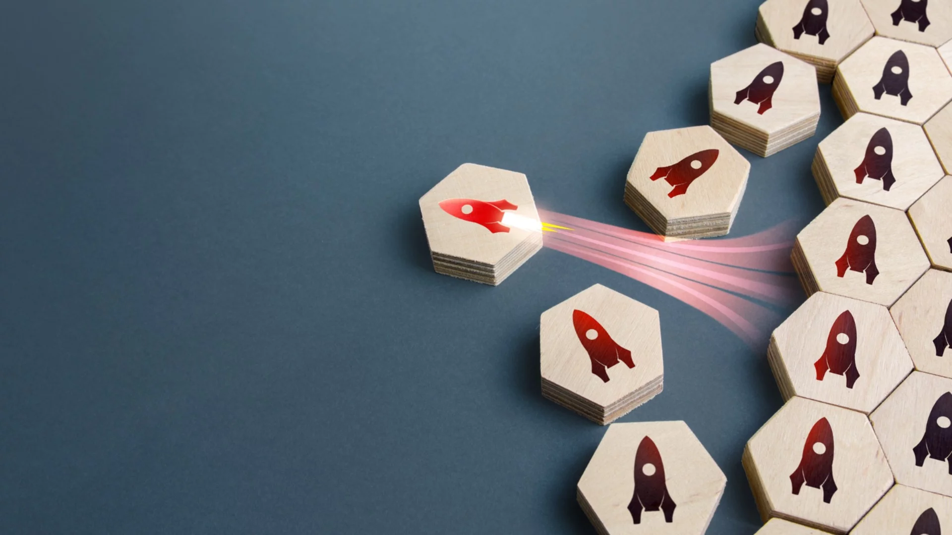 Хороскоп за утре, 1 декември: Везните ще влязат в месеца с летящ старт, а Раците ще забуксуват още на първата крачка