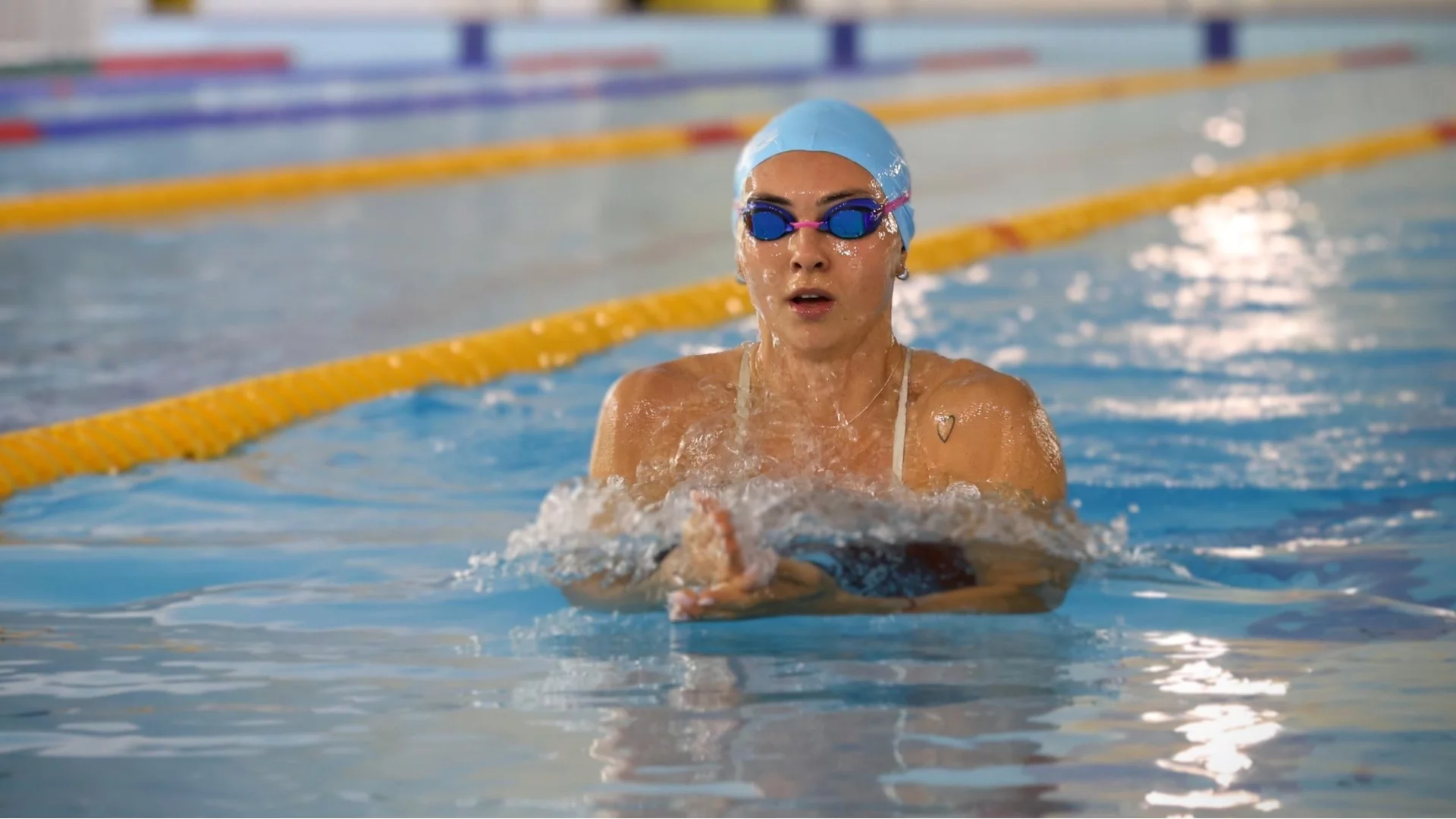 "България от доста време има състезател в елита на женското плуване и разчита на нея за добро класиране"