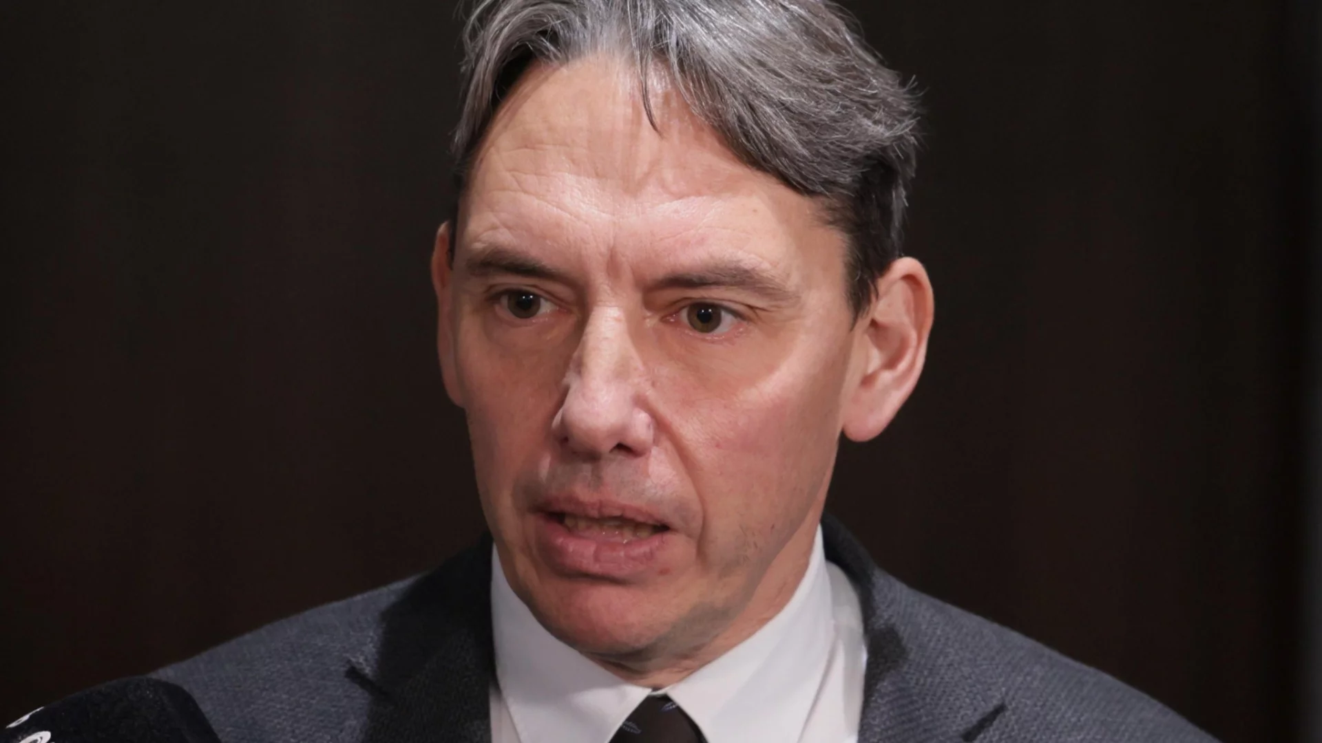 Депутат от ПП намекна, че Слави Трифонов и Пеевски са пратили провокатори на протеста