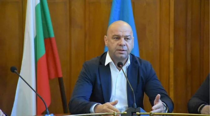 Кметът на Пловдив: Околовръстният път се изчерпа, компетентните органи ще вземат решение за мантинелите