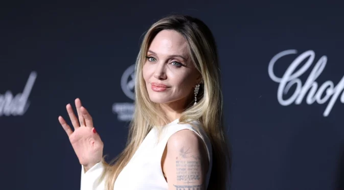 Провалът на Анджелина Джоли, който я изстреля към славата и първата голяма награда