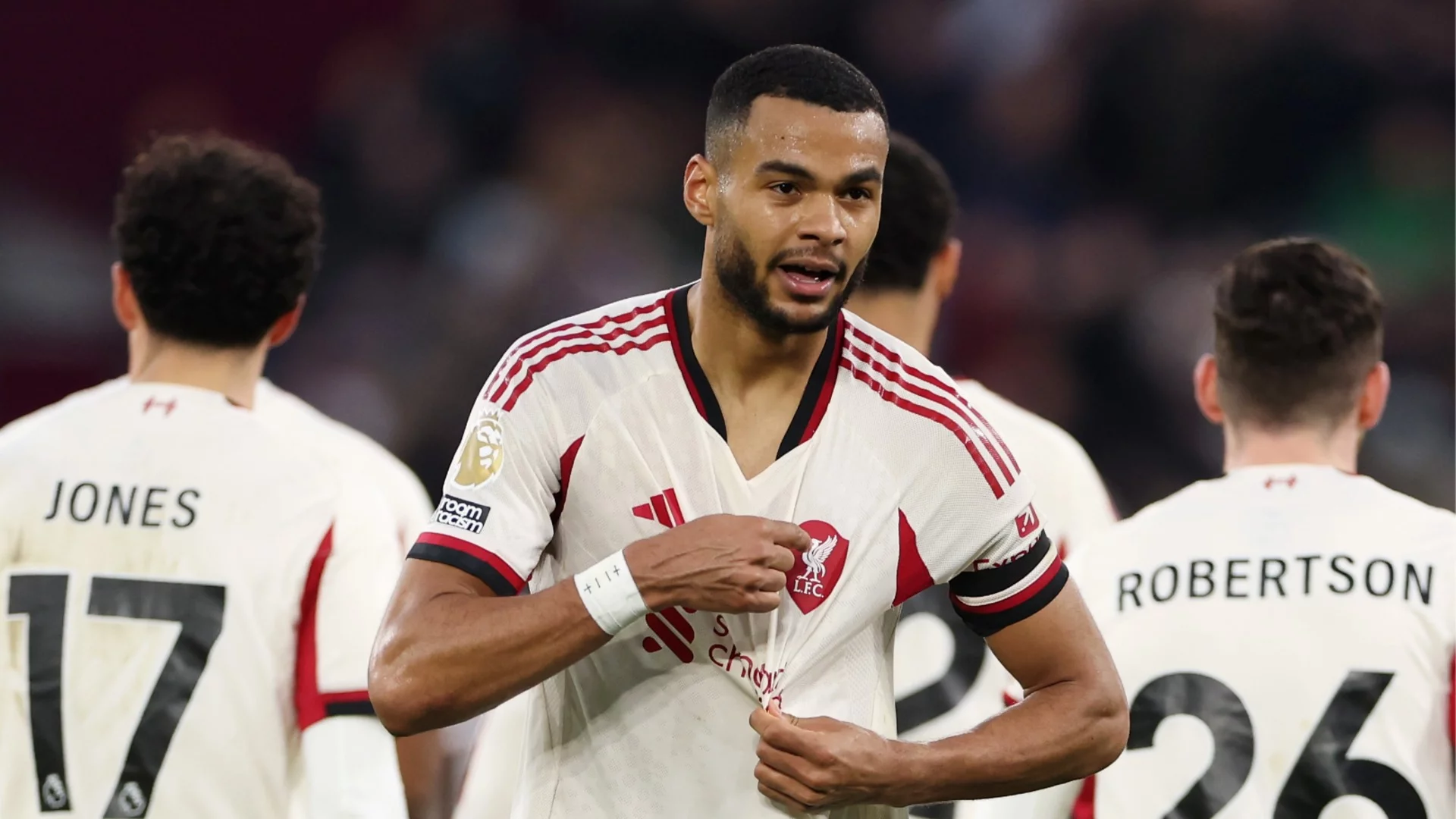 Ливърпул спря пропадането, Исак вкара (Резултати от Висшата лига)