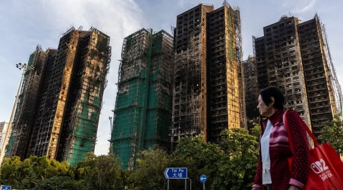 Броят на жертвите на пожара в Хонконг продължава да расте