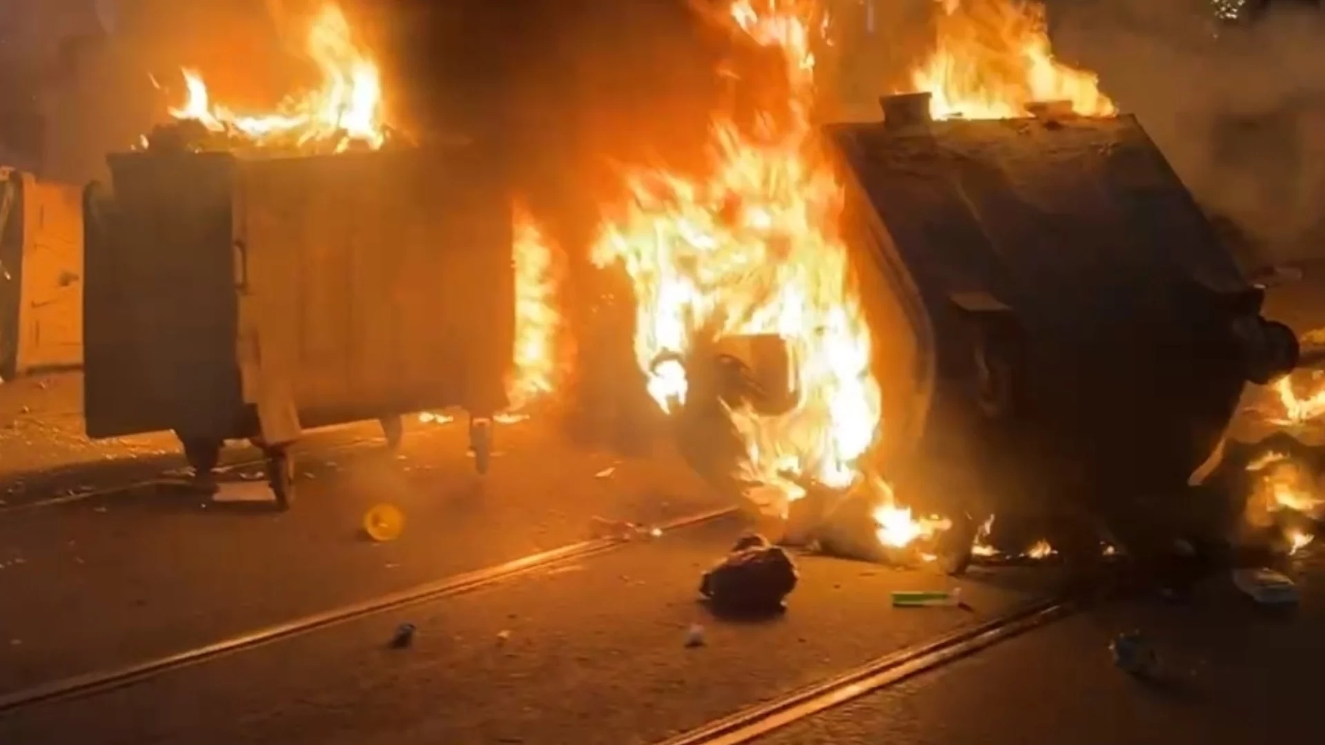 След дъжд - качулка. МВР допуснаха това и сега нападат