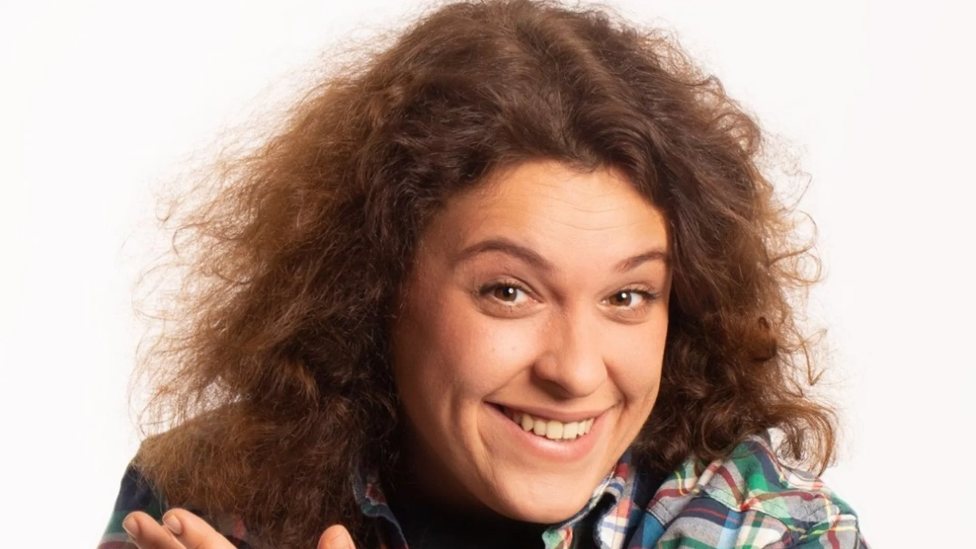 "Държавата на холограмите": Полина Паунова смята, че се опитват да пенсионират Цънцарова, след това Лора Крумова