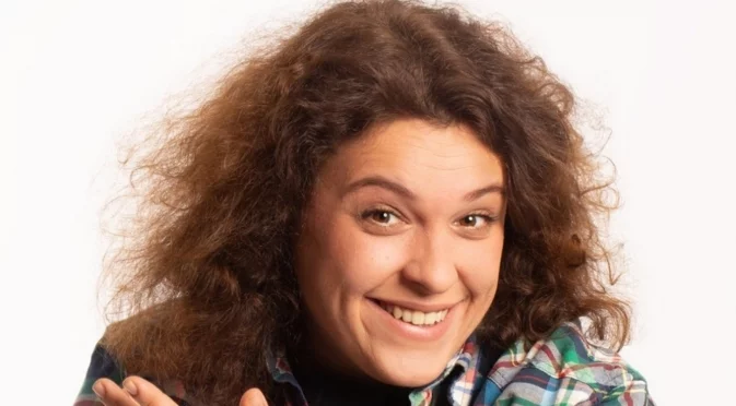 "Държавата на холограмите": Полина Паунова смята, че се опитват да пенсионират Цънцарова, след това Лора Крумова