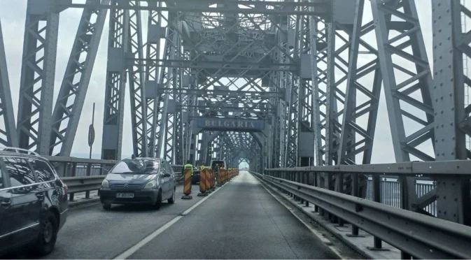 За празниците: Отварят двупосочно движението по Дунав мост